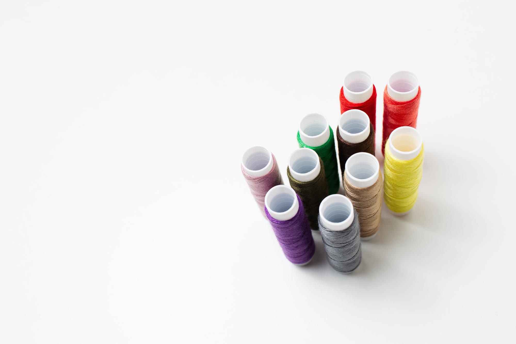 composizione di filati colorati